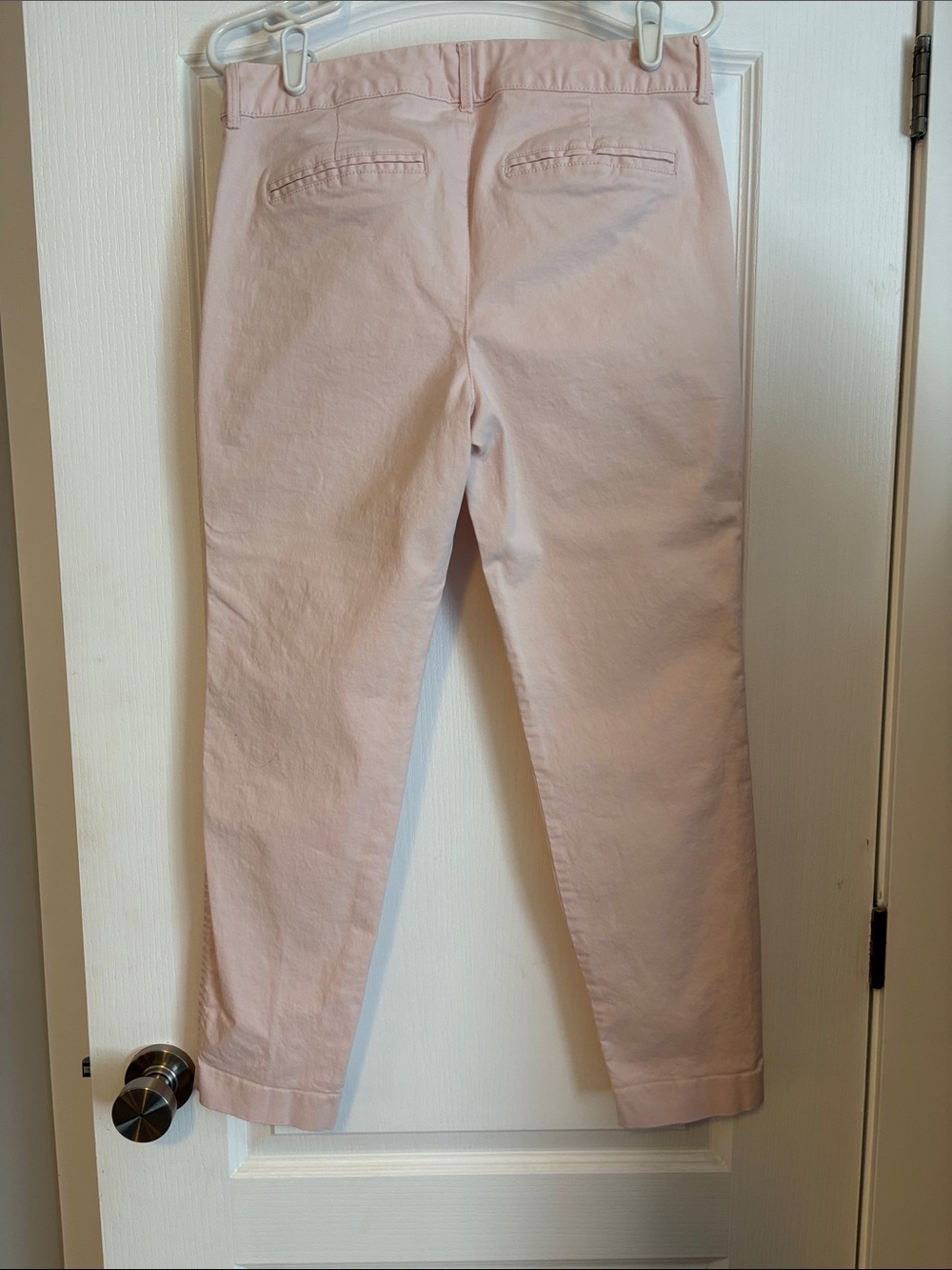 Old Navy Pale Pink Ankle Jeans - Classic Cropped Fit - Picture 3 of 4